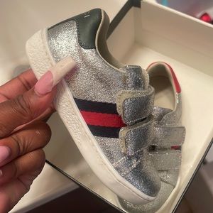 Toodler Gucci shoes